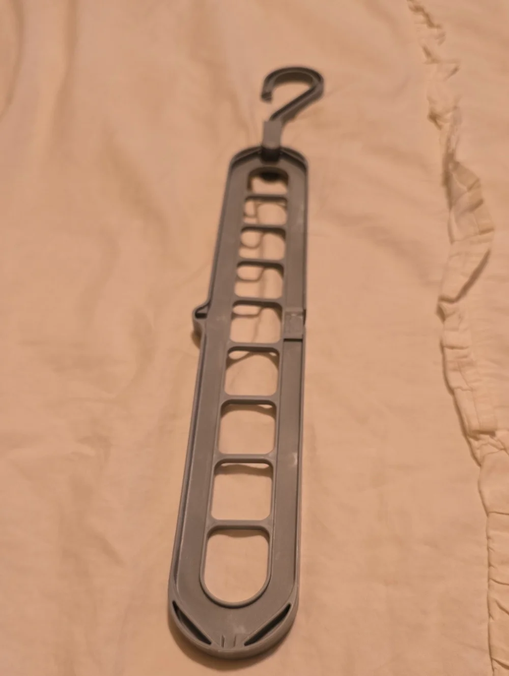 Men's Pants Hanger/Organizer Holds 9 Pairs Of Pants. Maximizes Closet Space. NWT